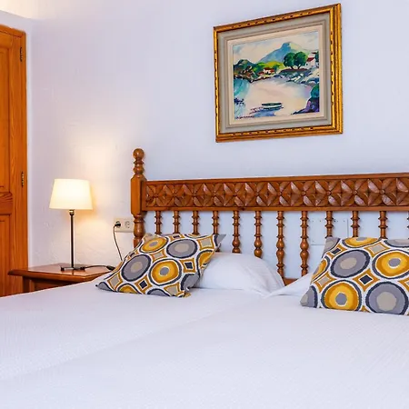 Seguinot D'alt Villa *